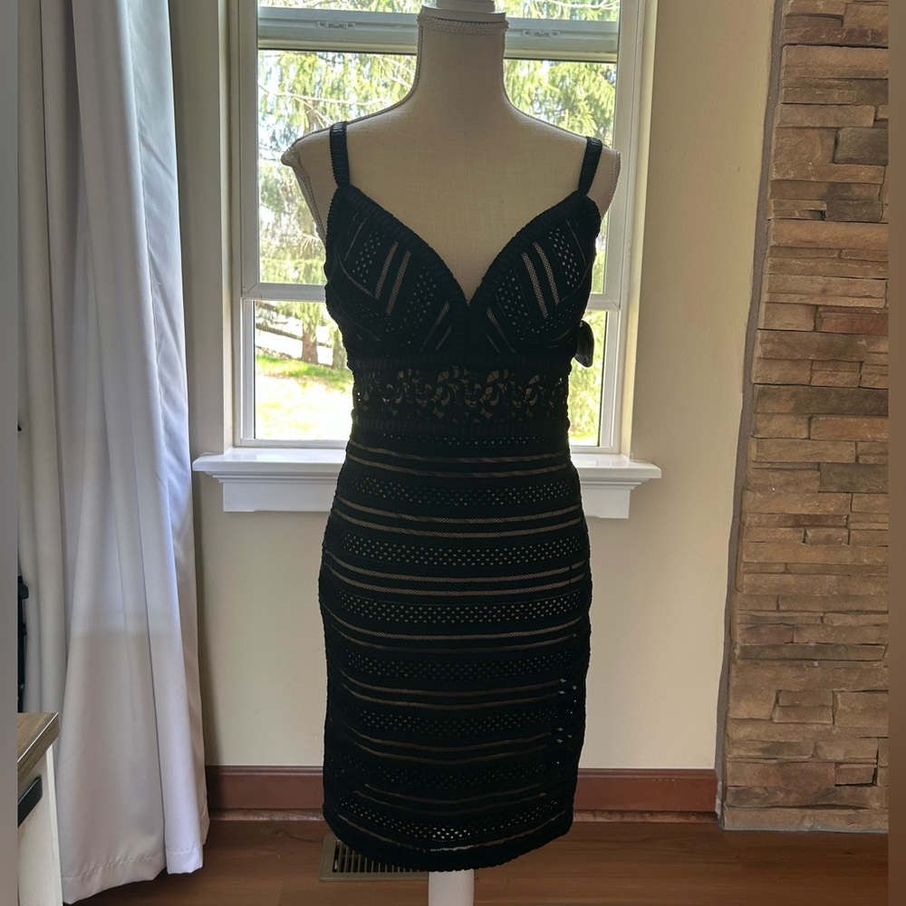 Hot Miami Styles Black Lace Dress NWT But, There Is A Tear In The Mesh Size Sm.🔥